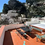 Pompeo * Atrani