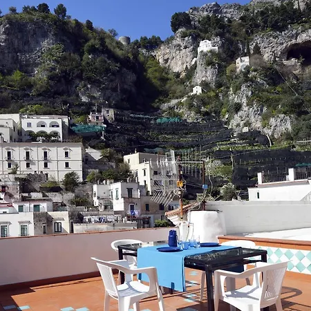 Pompeo Apartamento Atrani