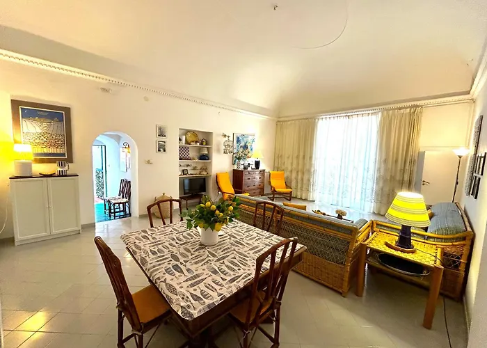 Pompeo Apartment Atrani